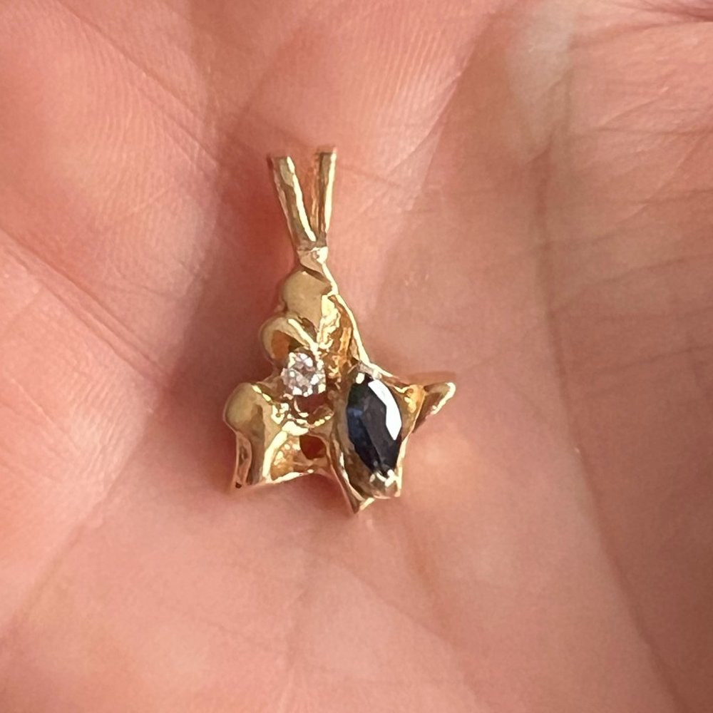 Genuine Sapphire and diamond Pendant in yellow 14k gold